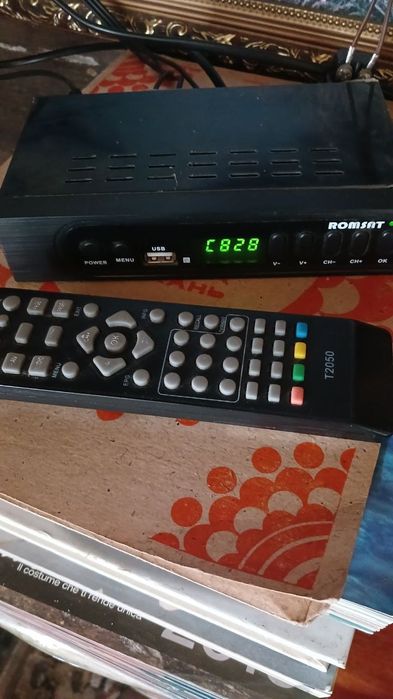 Продам телевізор Panasonic с тюнером ROMSAT