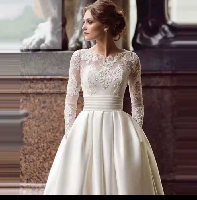 Vestido de Noiva Branco L/XL – Mangas Compridas Transparentes – Como Novo