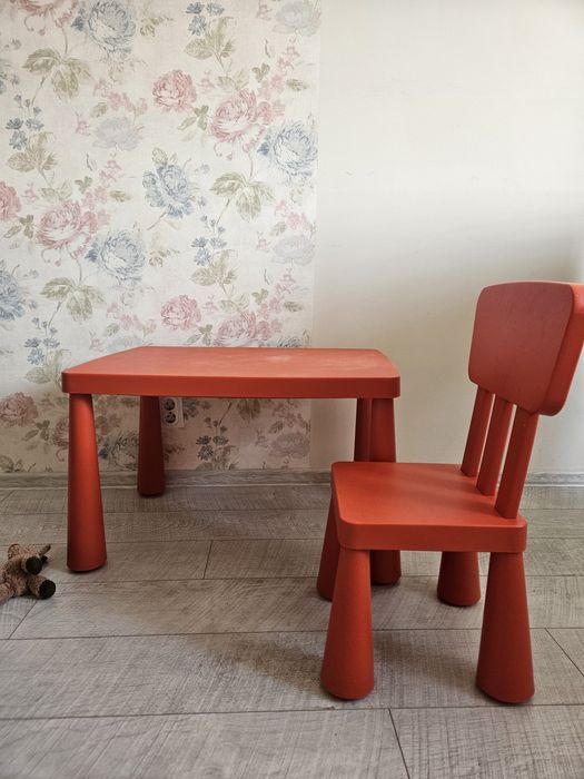 Дитячий стіл, стульчик ikea.