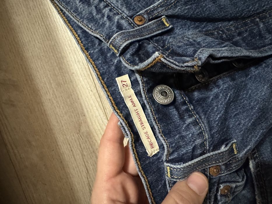 Джинси Levis s-m