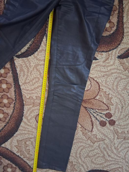 Spodnie damskie fajne.