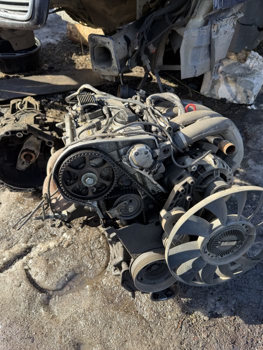 Мотор/двигатель/двигун 1.8 ауді/passat/golf/skoda /audi adr