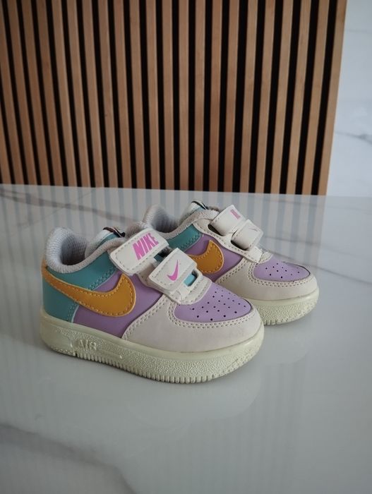 Buty na rzepy Nike