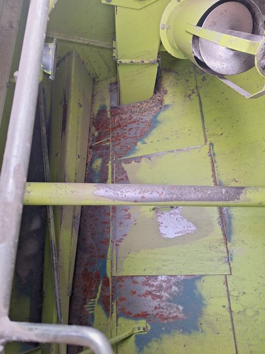 Комбайн Claas Dominator 76