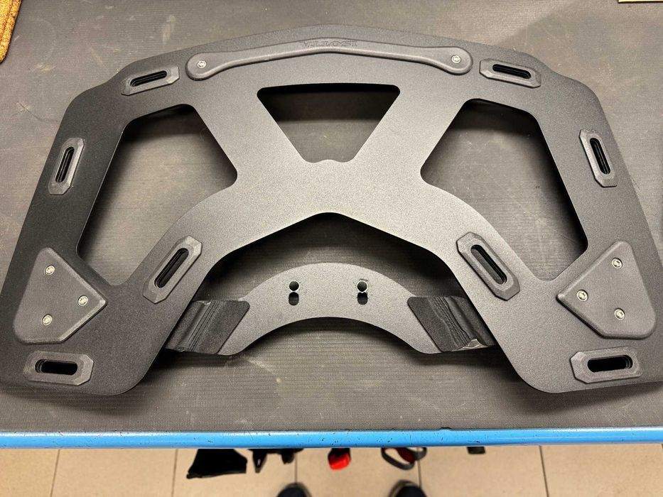 Suporte Isotta p/ Mala Top Case BMW RT 1200 / 1250 e BMW 1600 GT / GTL