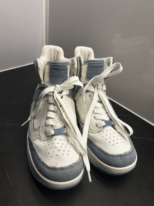 Stradivarius – modne sneakersy