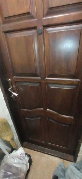 Продам вхідні двері