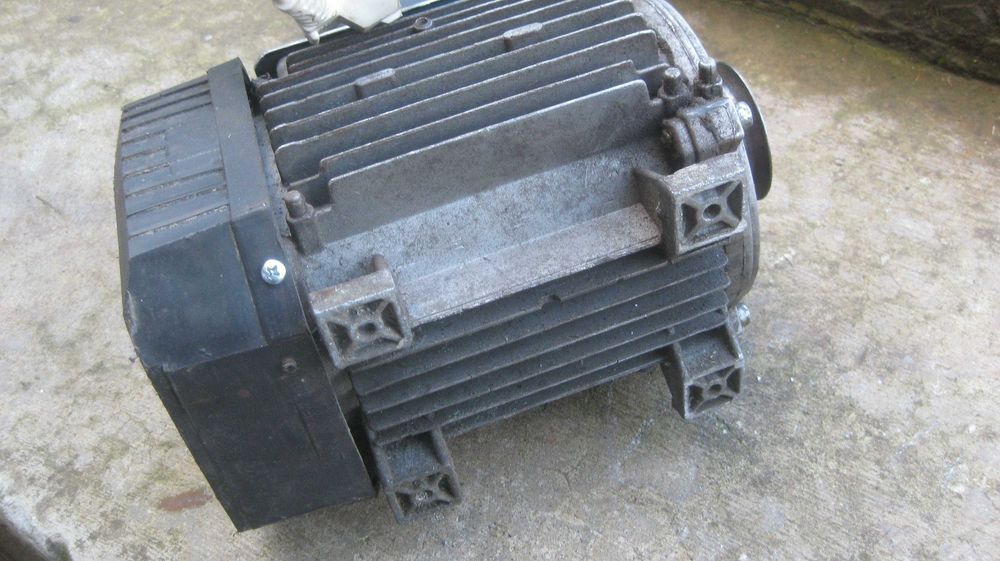 silnik 1-fa230V  1,5kW