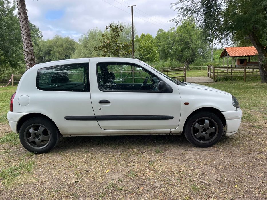 Renault Clio 1.9d