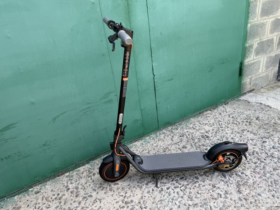 Електросамокат segway ninebot f40d