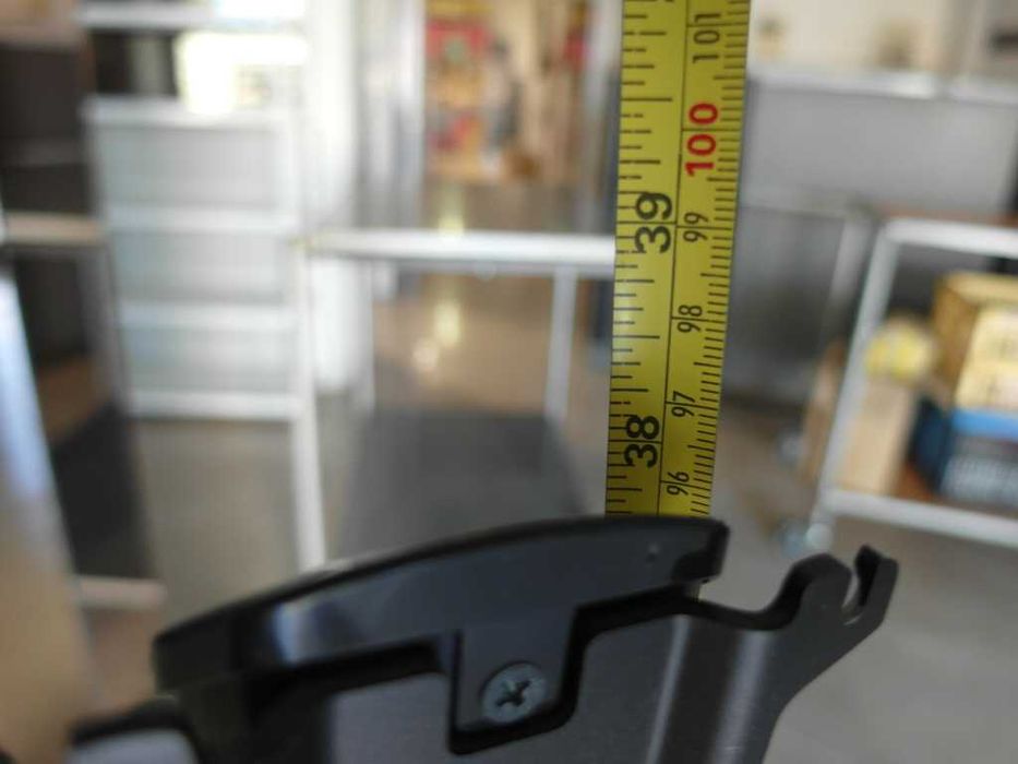 Suporte de pé alto com base