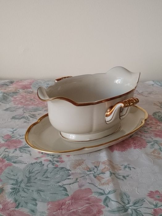 Antyk Serwis obiadowy Konigl.Pr. TETTAU  Bavaria " US Zone" ecru 12 os