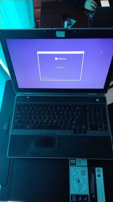 laptop lekko uszkodzony lub na części dell e6530