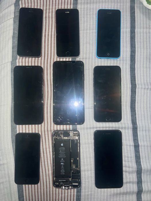 Продаю Айфоны по запчястям подробнее в описания