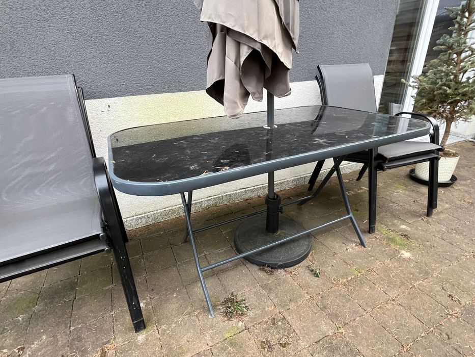 Meble ogrodowe/ zestaw (stół i 4 krzesła)