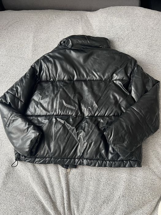 Зимова куртка чорна