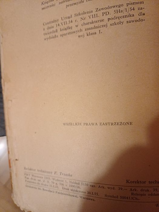 Chemia techniczna - mgr inż. Leszek Hupert  , dr Kazimierz Walter