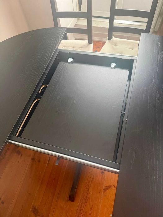 Mesa redonda IKEA extensível + conjunto de 6 cadeiras