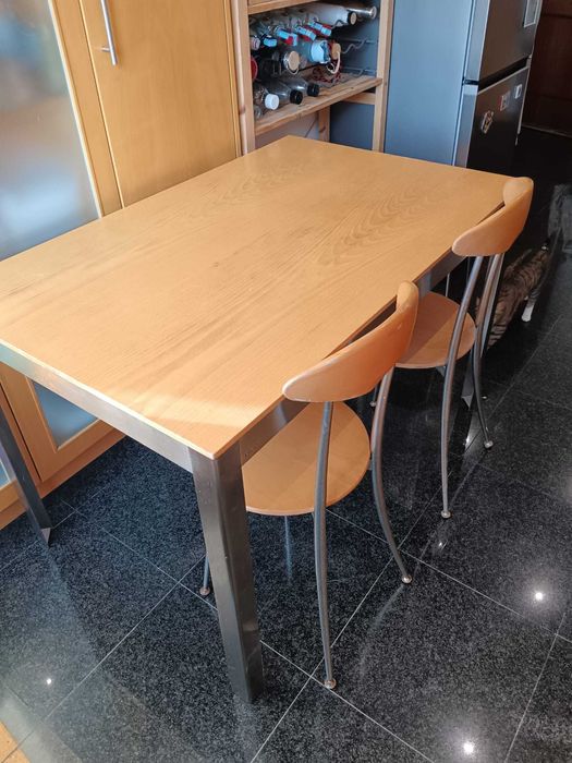 Mesa madeira extensível + 2 cadeiras | Conjunto completo de cozinha