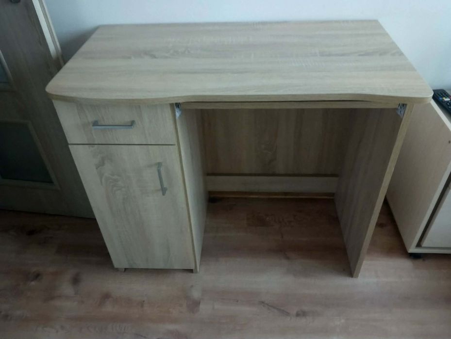 Sprzedam biurko używane