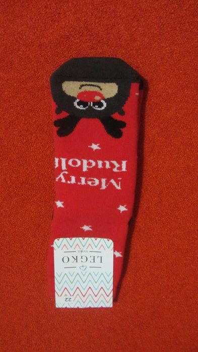 Колготки, носки, футболки на 4-6 лет (новые).