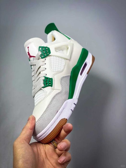 Jordan Air Jordan 4 Retro R.42,5