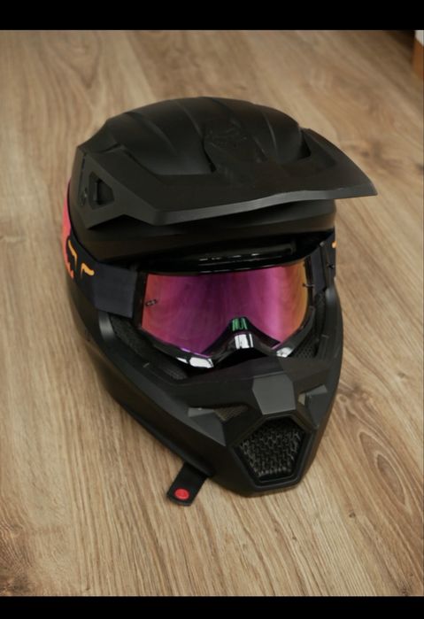 Kask Cross Fox v1 XL plus gogle