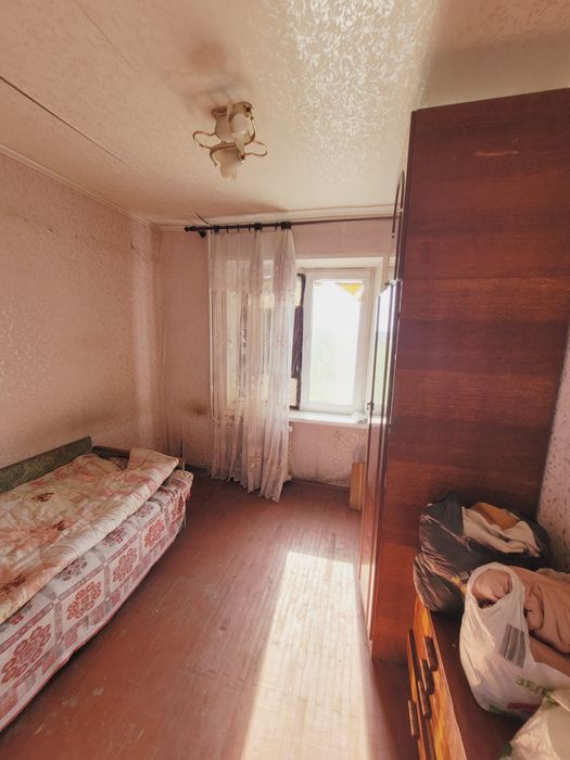 3-х комн. квартира, Даманский, улучшенной планировки, не угловая, не проходная, всё рядом