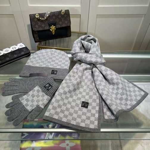 Komplet zestaw szalik czapka Louis Vuitton 248717