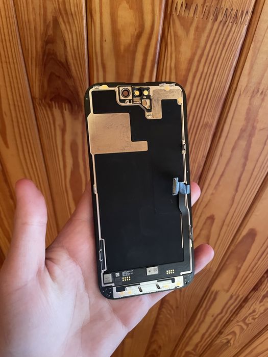 Дисплей iPhone 14 pro ДЕФЕКТ ПОЛОСА