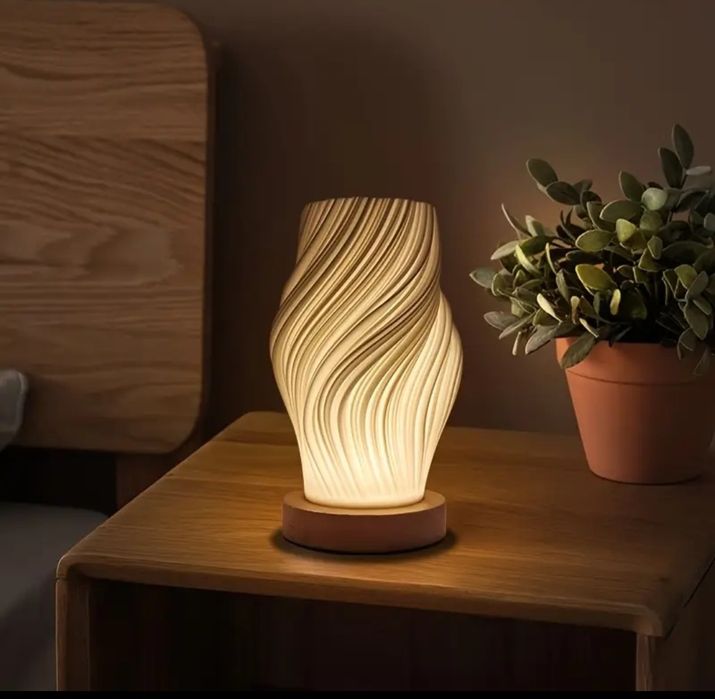 Lampka nocna stojąca led