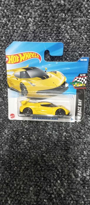 3 Sztuki autek Hot Wheels  NrZ137