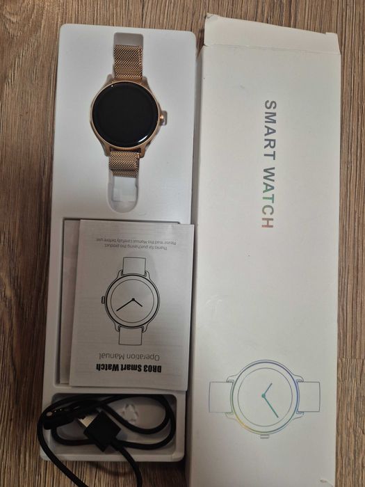 Smartwatch zloty brak polskiego menu