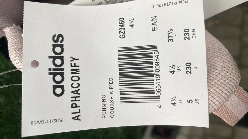 Кросівки adidas орігінал...