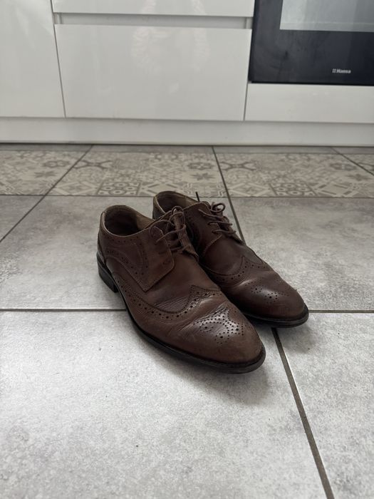 Шкіряні туфлі чоловічі