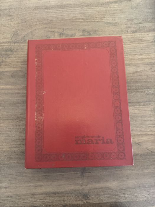 Livro “Simplesmente Maria “