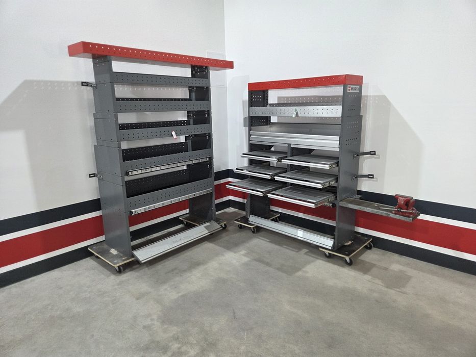 Zabudowa busa serwisowa warsztatowa CRAFTER SPRINTER TRANSIT MAN TGE IVECO