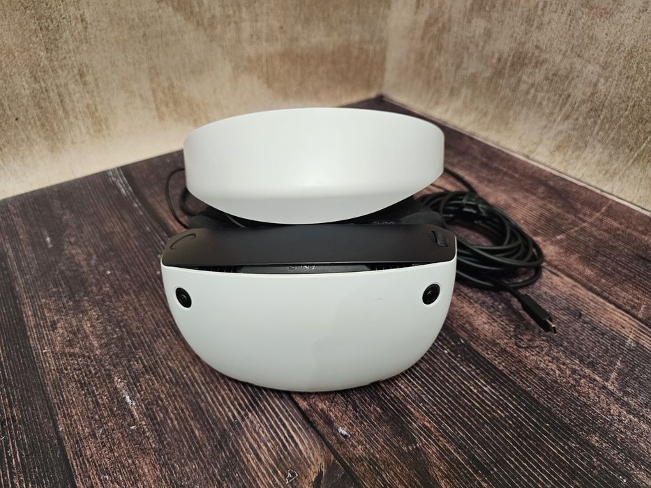 Шлем віртуальної реальності Playstation VR2