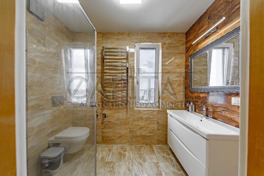 Продаж квартири, вул. Драгоманова, Дарницький р-н