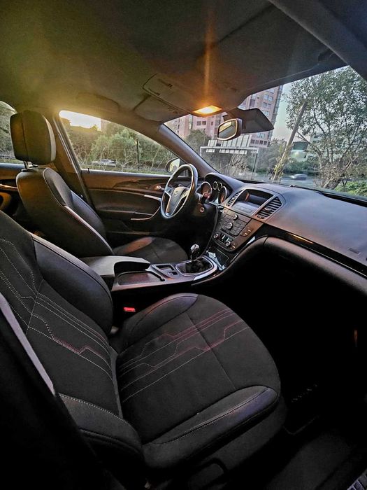 Opel Insignia A 1.4 Turbo 140 cv – 2012 – Nacional – Manutenção Feita