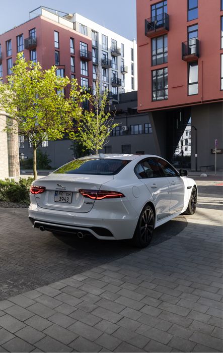 Jaguar XE 2020 автомобіль машина