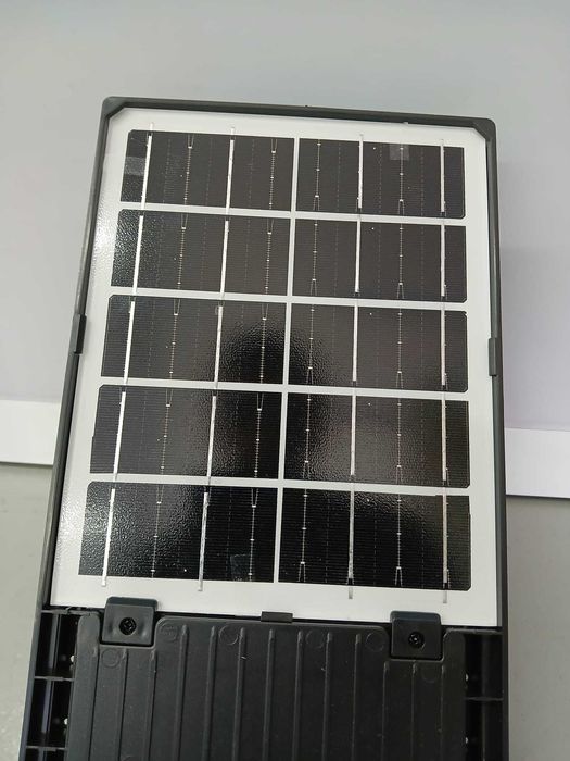 Luz a Energia Solar com Comando