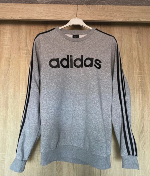 Bluza adidas.