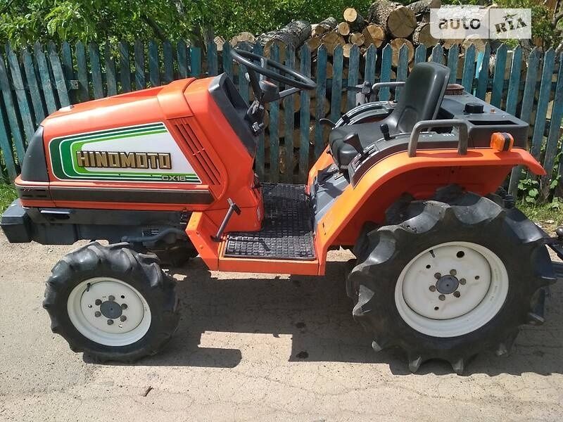 Японський мінітрактор