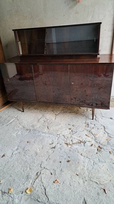 Komoda z PRLu w dobrym stanie