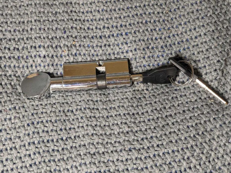 Замок до дверей ключі Єльбрус противоударний та противозломний