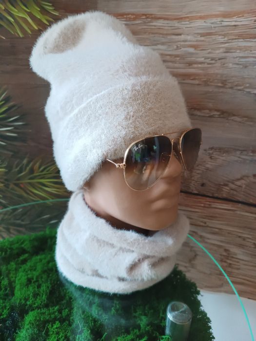 Теплая шапочка. Мягкая ангора.