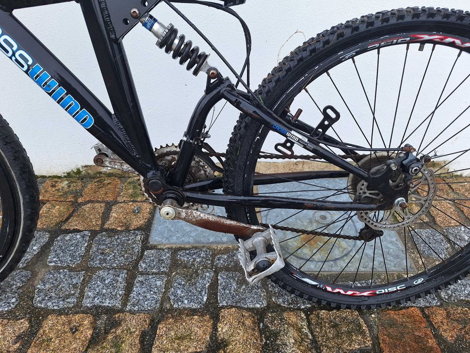 Bicicleta Crosswind a restaurar
