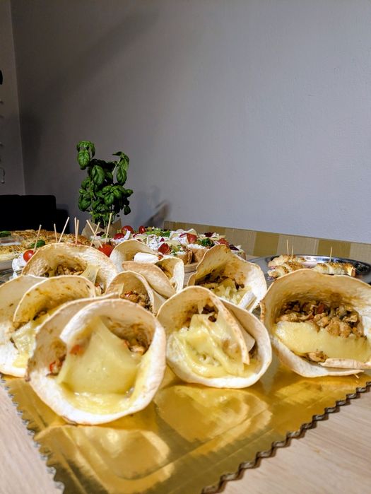 Catering imprez, słodki stół, słony stół tort wesela, chrzciny,komunie