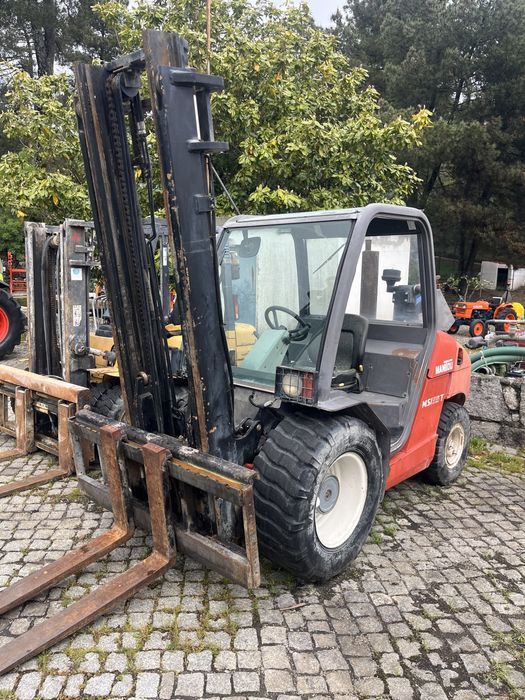 Empilhador Manitou MSI35T.
